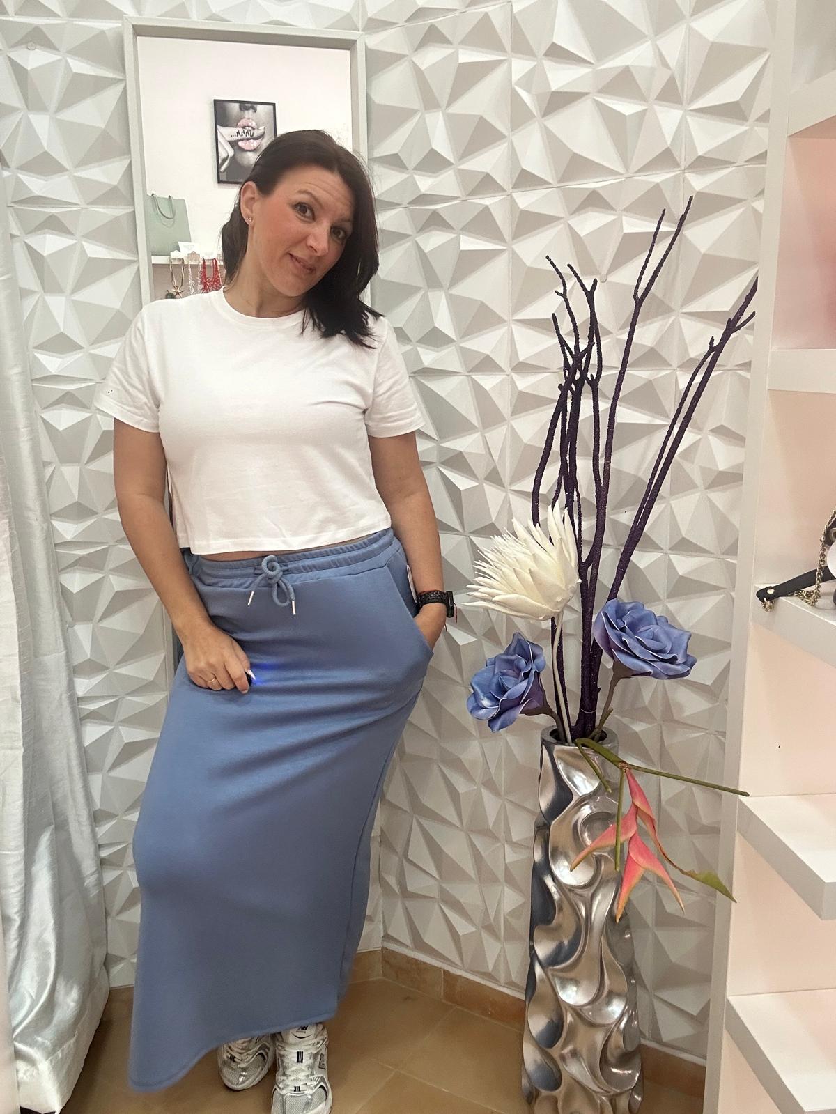 Falda tejido chandal.