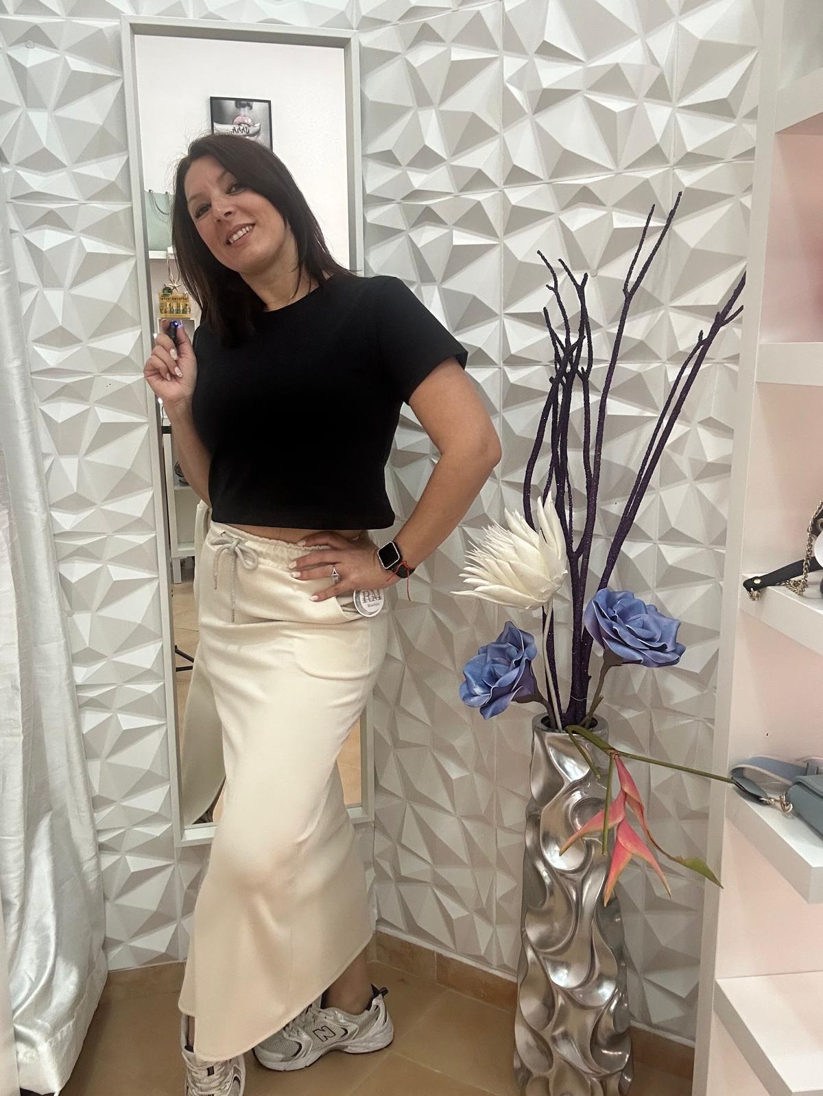 Falda tejido chandal.