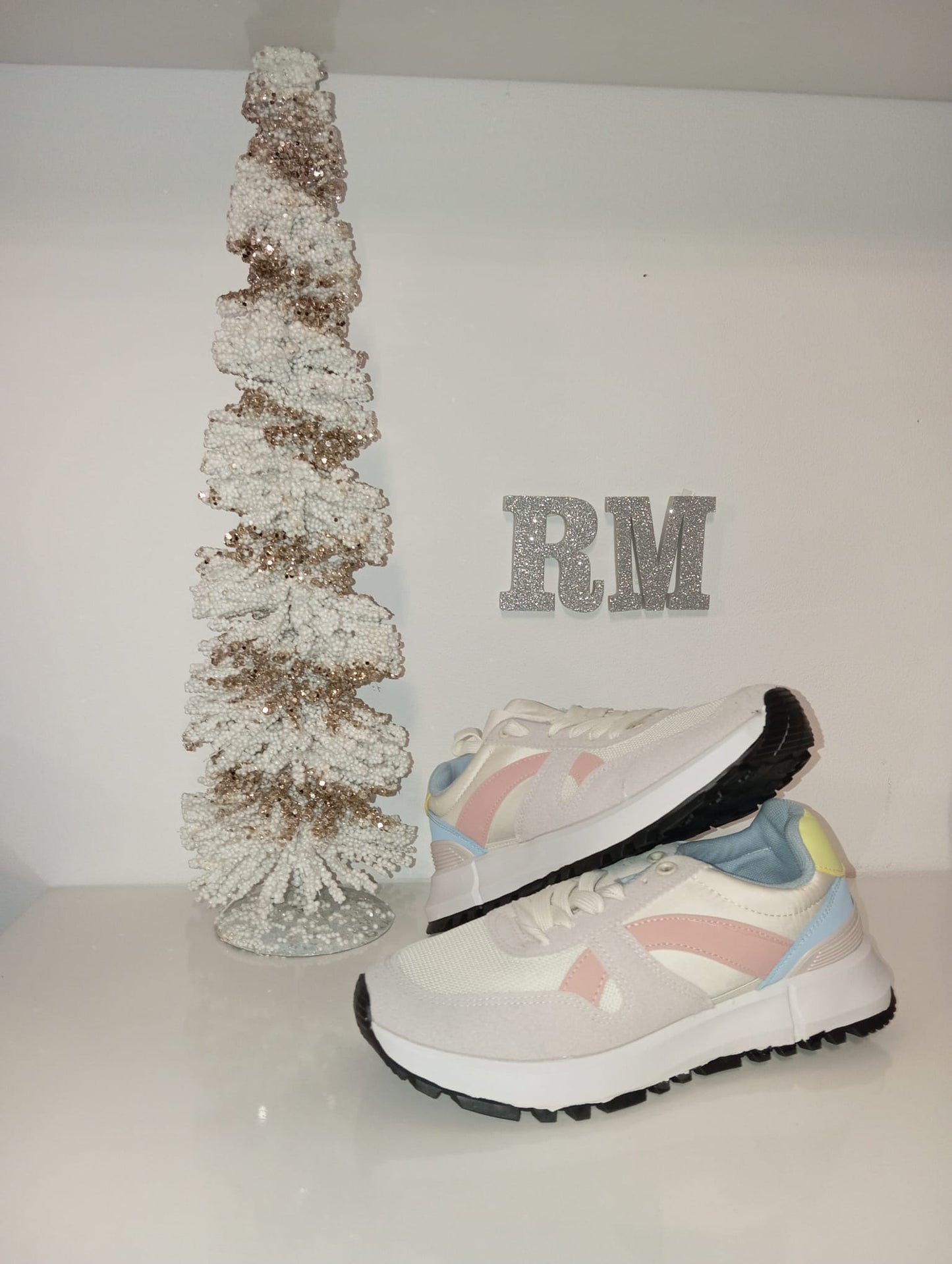 ZAPATILLA DE DEPORTE CASUAL R.M. BOUTIQUE