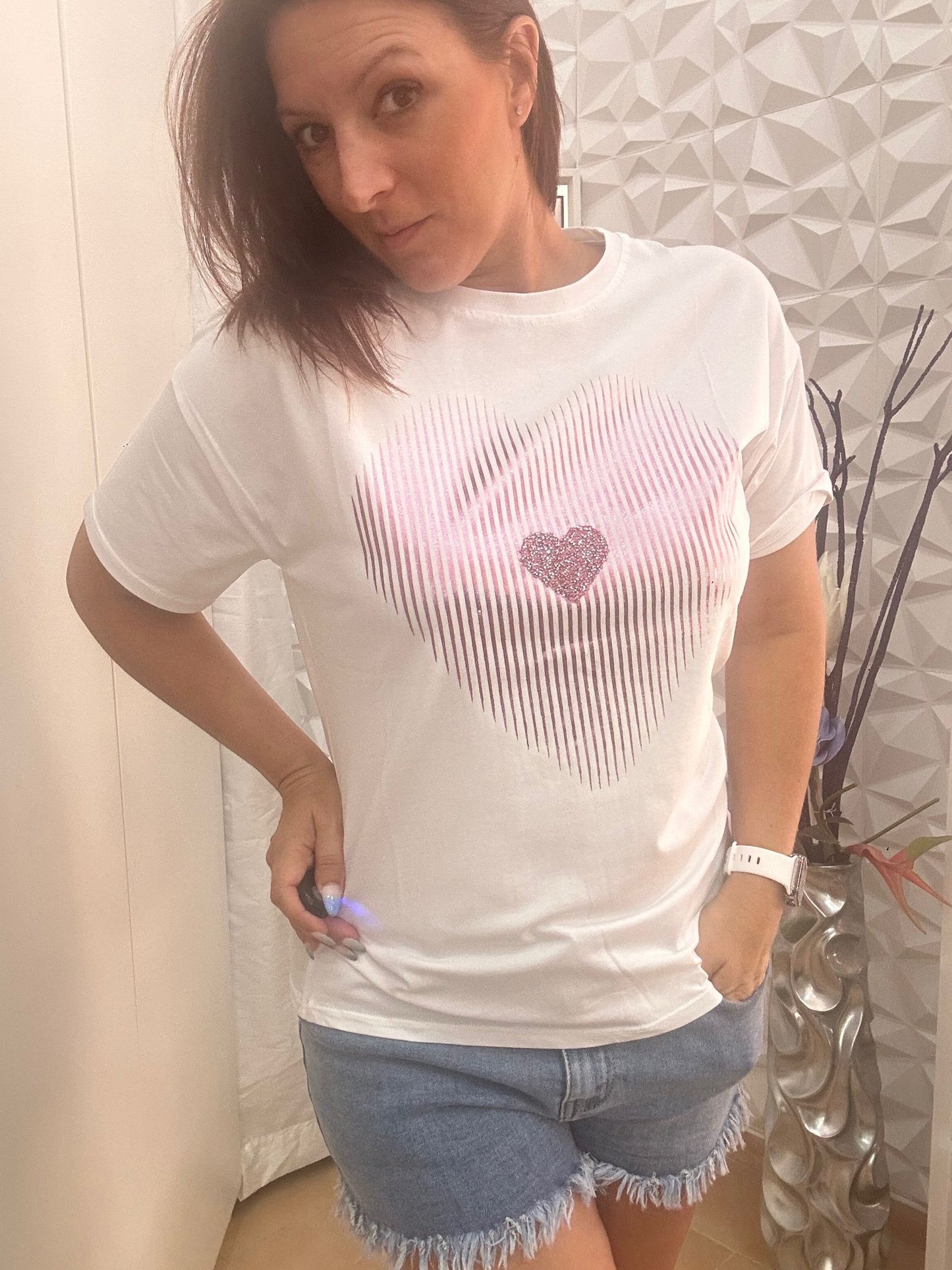 CAMISETA CORAZON ROSA