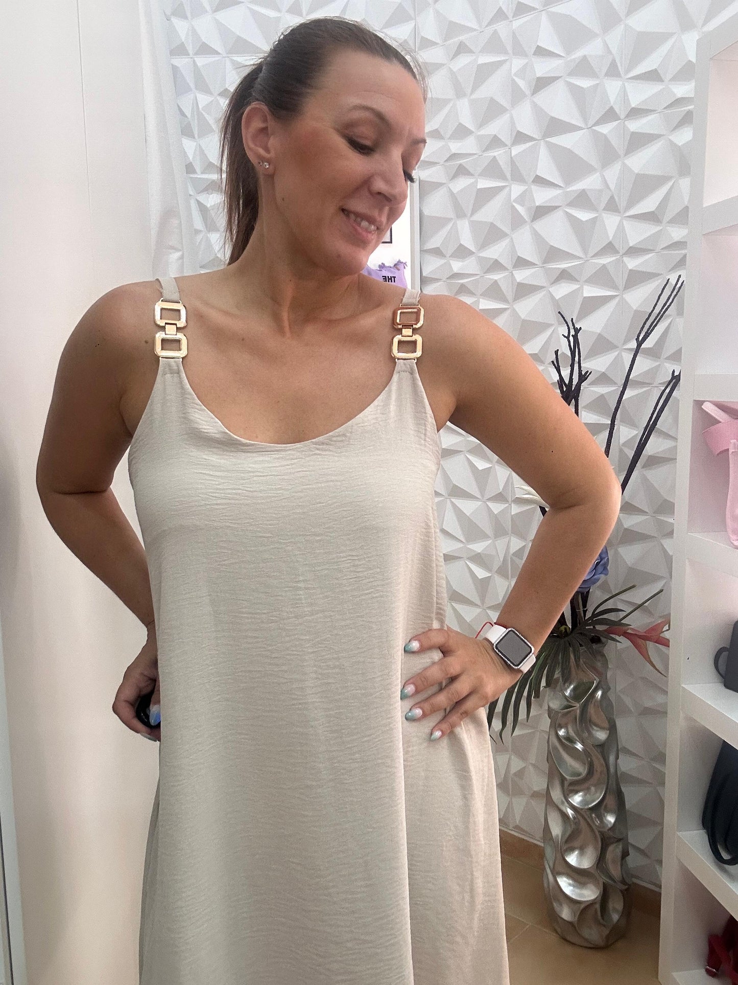 VESTIDO HEBILLA BEIGE