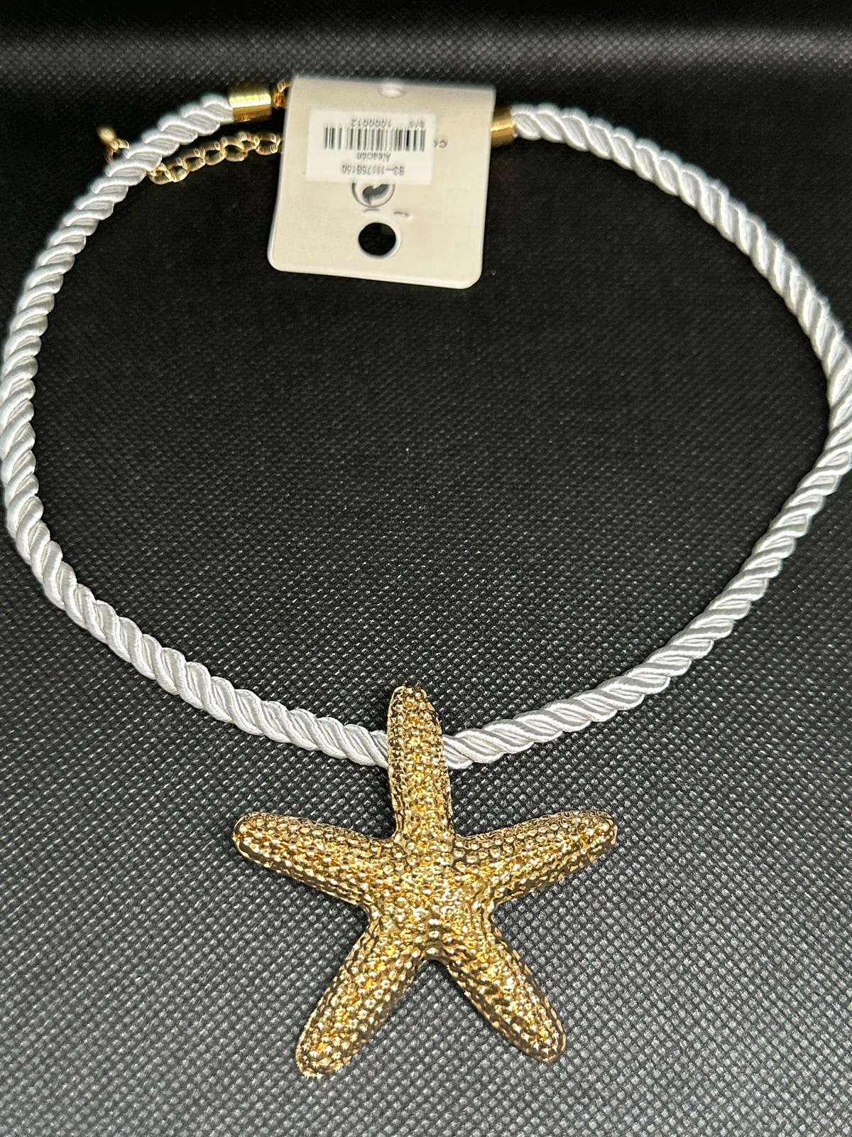Collar estrella cordón