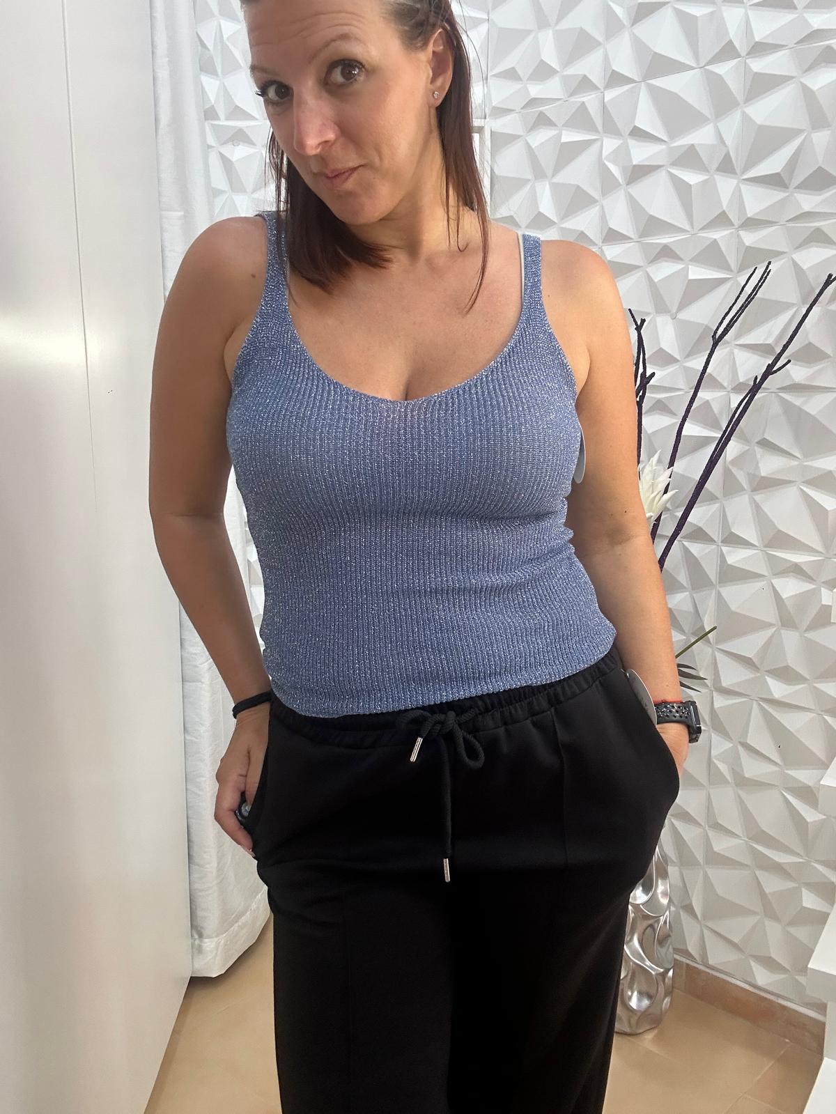 Top brillo azul